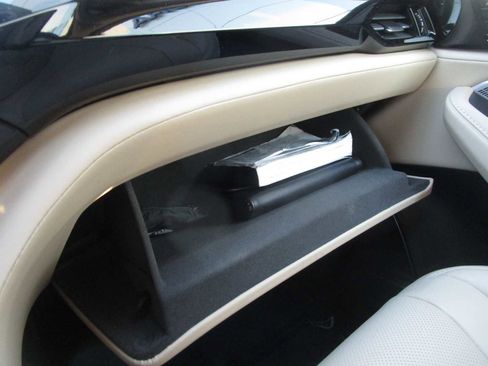 Certified 2022 Acura MDX SH-AWD w/ Technology Package image 25