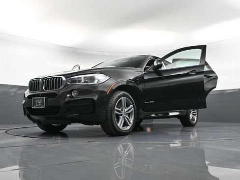 Used 2018 BMW X6 xDrive50i AWD/4WD image 39
