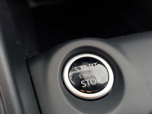 New 2025 Nissan Kicks Play S image 21