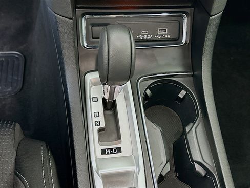 Used 2025 Subaru Ascent Premium image 23