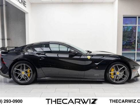 Used 2014 Ferrari F12 Berlinetta RWD image 28