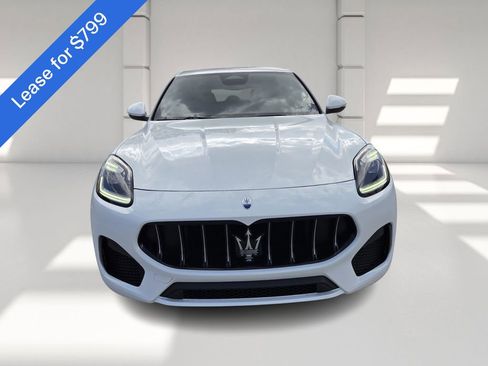 New 2025 Maserati Grecale GT image 2