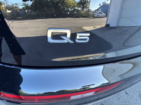 Used 2023 Audi Q5 Premium Plus image 12
