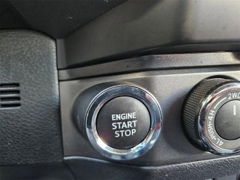 Certified 2023 Toyota Tacoma TRD Off-Road image 25