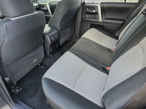 Used 2018 Toyota 4Runner SR5 RWD image 28