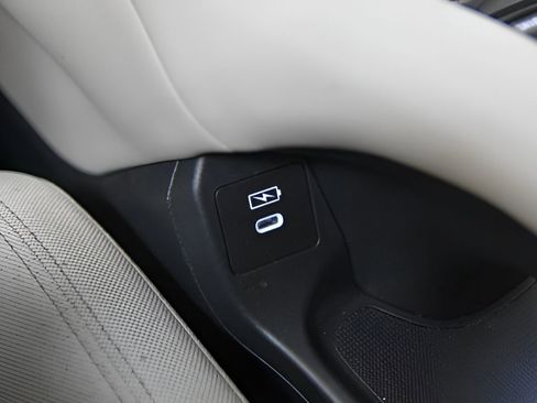 Used 2024 Honda HR-V LX image 28