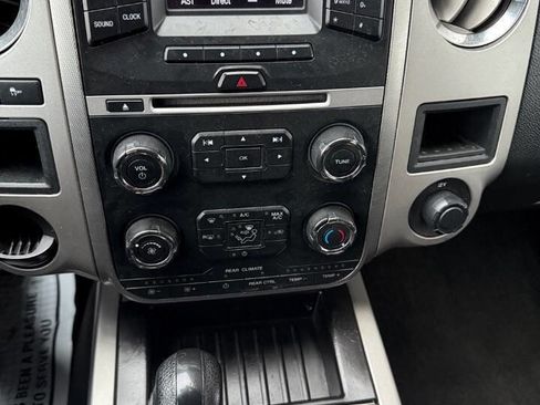 Used 2017 Ford Expedition EL XLT image 31