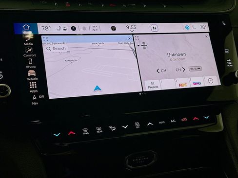 New 2026 Jeep Grand Cherokee Altitude AWD/4WD image 20