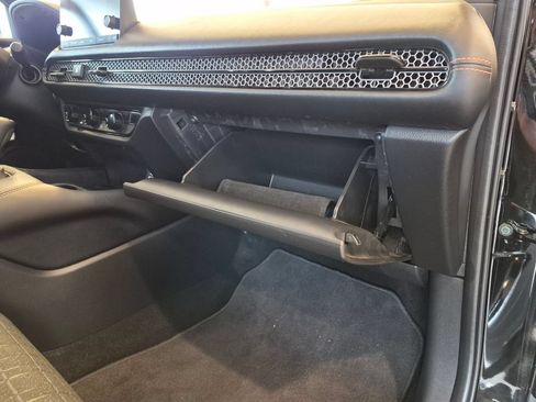 Used 2024 Honda HR-V Sport image 25