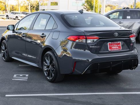 Certified 2025 Toyota Corolla SE FWD image 7