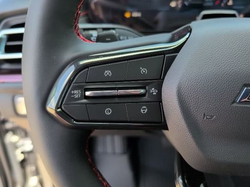 New 2026 Chevrolet Traverse RS w/ LPO, Floor Liner Package FWD image 21