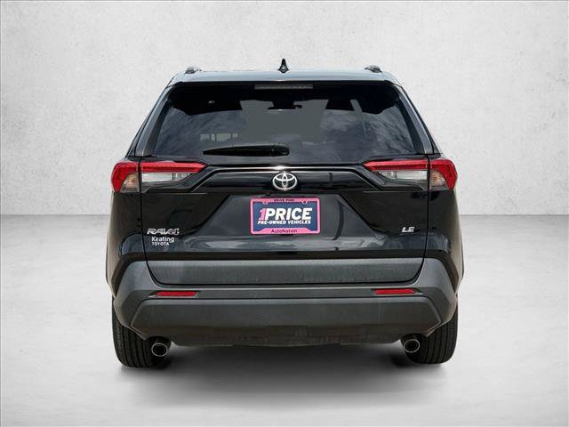 Used 2021 Toyota RAV4 LE FWD image 6