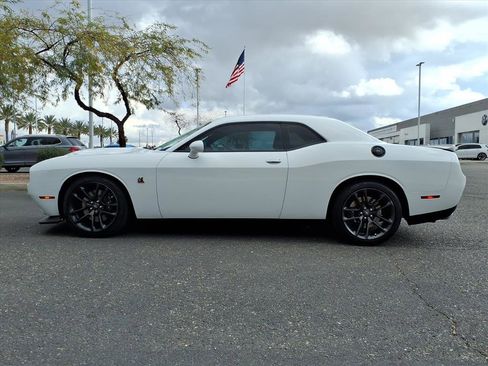 Used 2021 Dodge Challenger R/T Scat Pack w/ Plus Package image 4