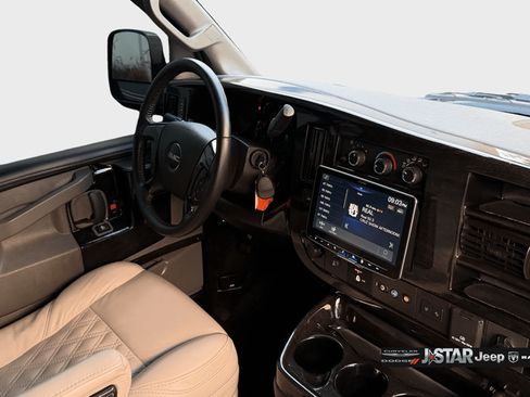 Used 2024 GMC Savana 2500 Extended w/ Driver Convenience Package RWD image 19