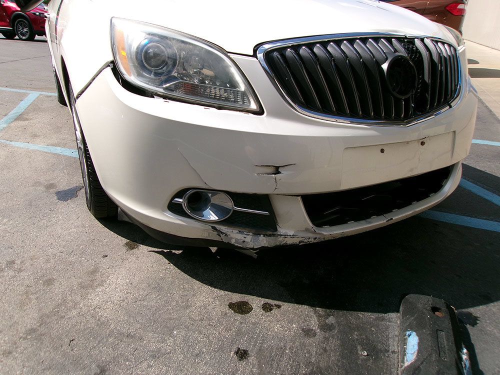 Used 2014 Buick Verano Premium FWD image 3