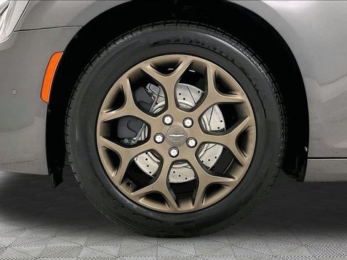 Used 2016 Chrysler 300 S w/ Safetytec Plus Group AWD/4WD image 26
