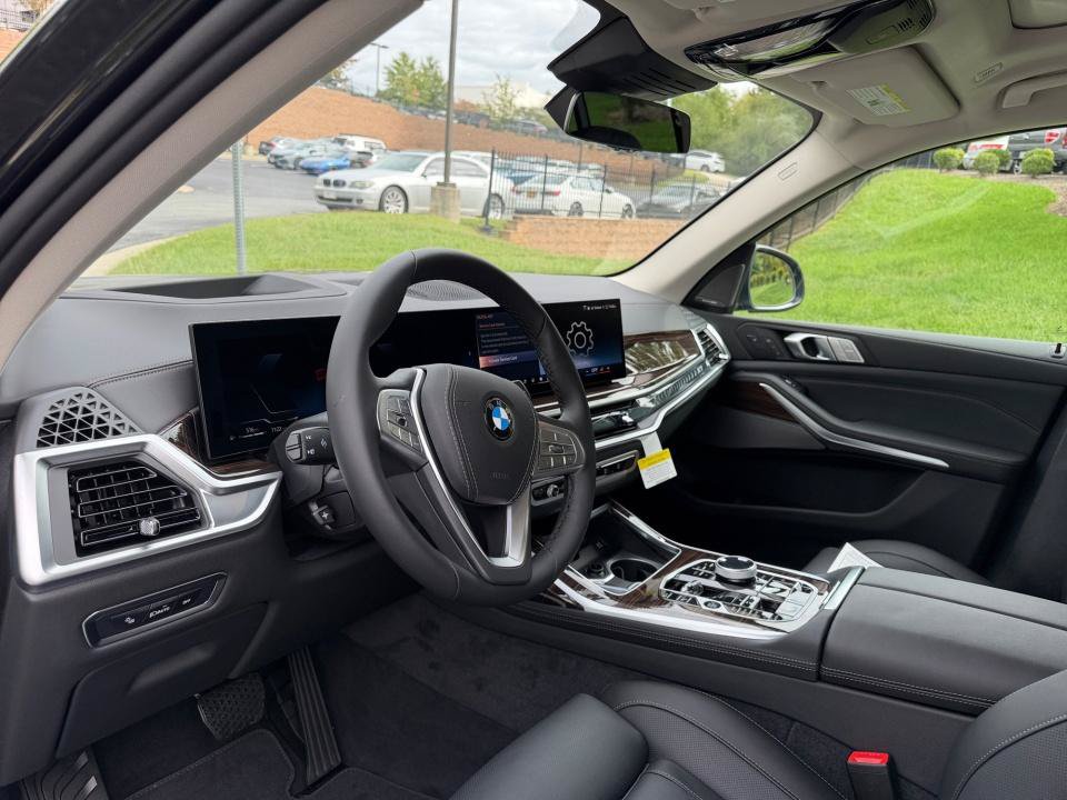 New 2027 BMW X7 xDrive40i w/ Executive Package AWD/4WD image 30