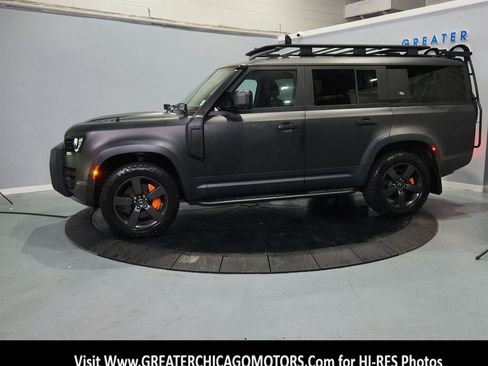 Used 2023 Land Rover Defender 130 SE AWD/4WD image 8