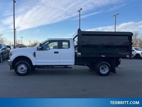 Used 2020 Ford F350 XL w/ Power Equipment Group image 4