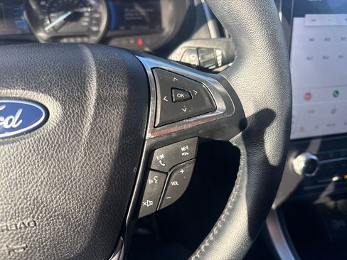 Used 2024 Ford Edge SEL w/ Convenience Package image 33