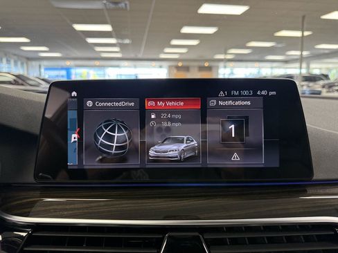 Used 2019 BMW 530e RWD image 18