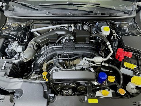 Used 2024 Subaru Crosstrek 2.0i Premium image 9