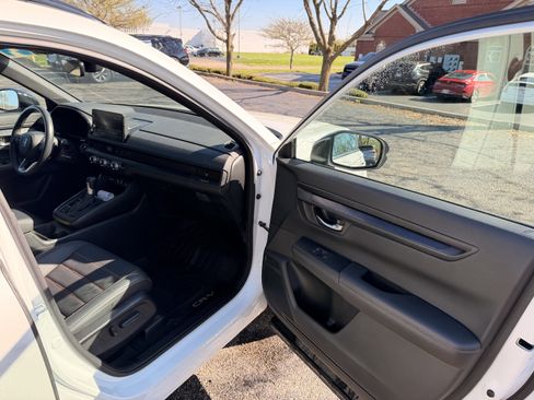 Used 2024 Honda CR-V Sport-L image 15