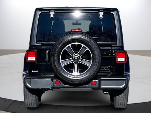 Certified 2023 Jeep Wrangler Sahara w/ Cold Weather Group image 8