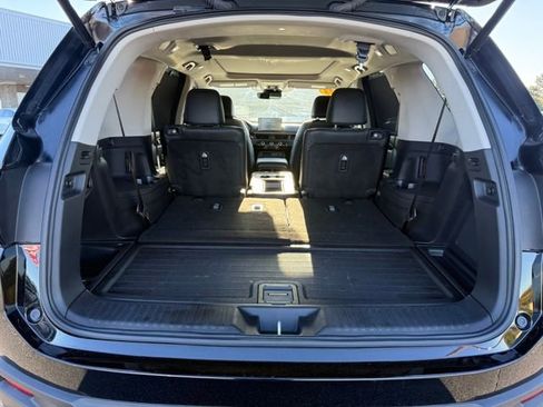 Used 2023 Honda Pilot Elite image 23