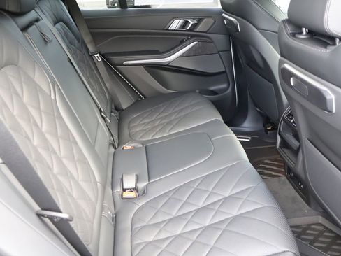 New 2026 BMW X5 xDrive40i w/ Premium Package image 18