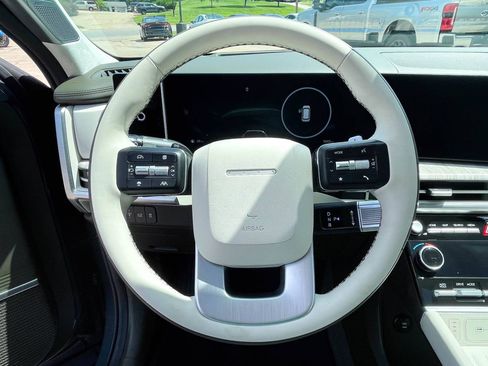 Used 2024 Hyundai Santa Fe Calligraphy AWD/4WD image 11