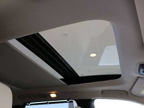 Certified 2025 INFINITI QX60 Luxe image 39