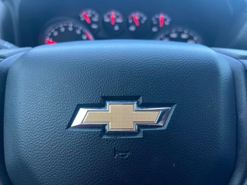 Used 2024 Chevrolet Silverado 1500 Custom AWD/4WD image 28