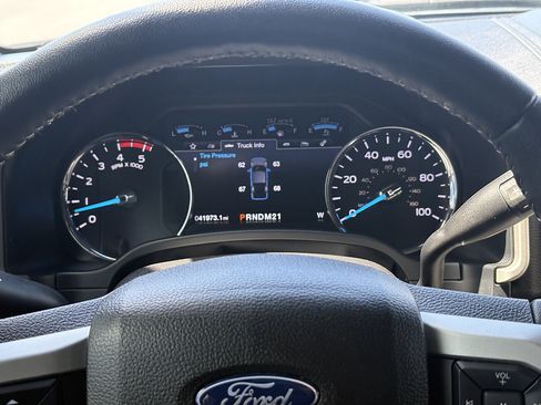 Used 2019 Ford F250 Lariat w/ Lariat Ultimate Package AWD/4WD image 26