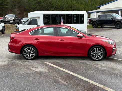 Used 2019 Kia Forte EX image 3