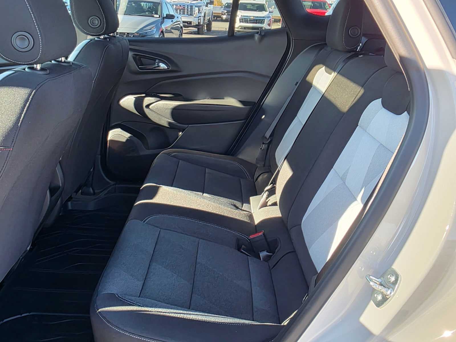 Certified 2026 Chevrolet Trax RS w/ Sunroof Package FWD image 16