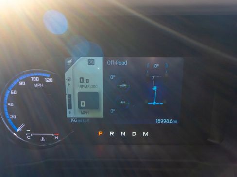 Used 2023 Ford Bronco Wildtrak image 21