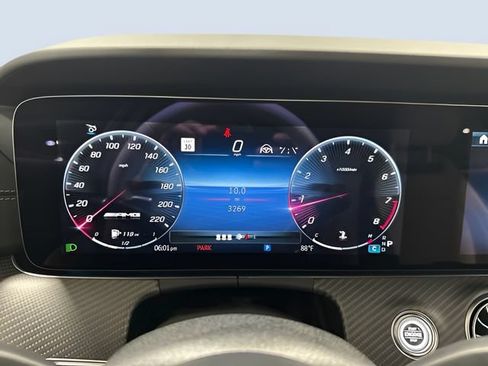 Used 2024 Mercedes-Benz AMG GT 63 image 19