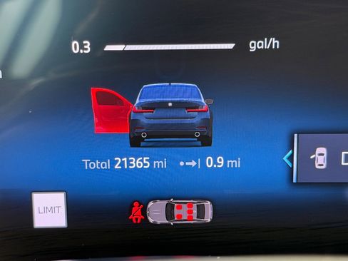 Used 2025 BMW 330i Sedan RWD image 29