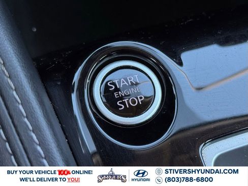 Used 2020 Nissan Kicks SV image 32