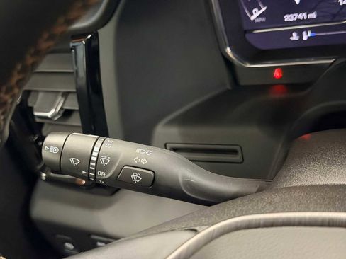 Used 2024 GMC Sierra 3500 AT4 image 25