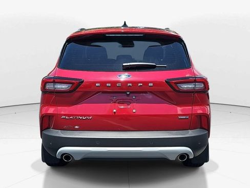 Used 2023 Ford Escape Platinum w/ Premium Technology Package AWD/4WD image 4