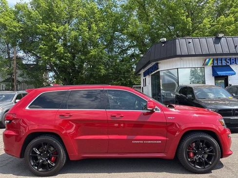 Used 2015 Jeep Grand Cherokee SRT w/ Luxury Group II AWD/4WD image 6