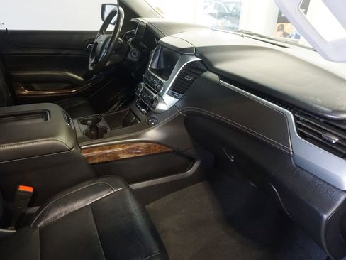 Used 2020 Chevrolet Tahoe LT AWD/4WD image 27