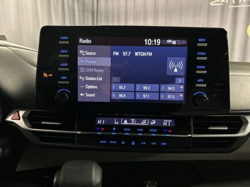 Used 2024 Toyota Sienna LE image 15