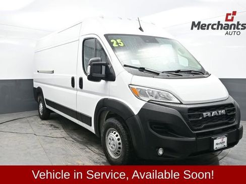 Used 2025 RAM ProMaster 2500 w/ Convenience Group image 1