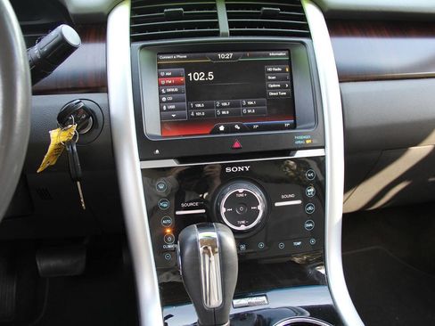 Used 2012 Ford Edge Limited image 26