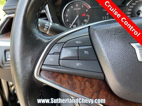 Used 2022 Cadillac XT5 Premium Luxury image 23
