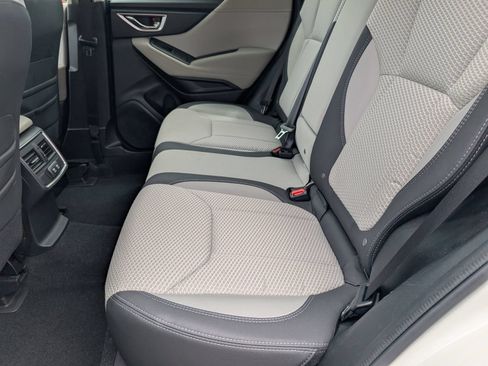 Used 2023 Subaru Forester Premium AWD/4WD image 7