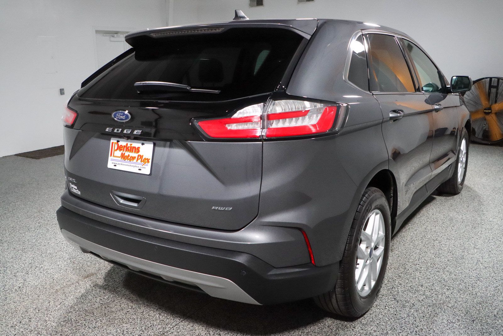 Used 2022 Ford Edge SEL AWD/4WD image 7